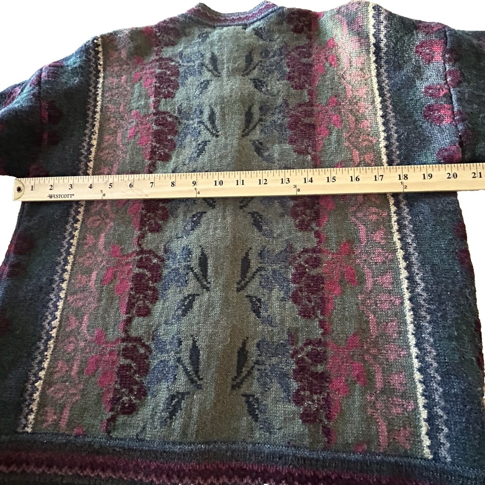CozyVintage Floral Knit Cardigan - Multi-Color - Picture 7 of 10